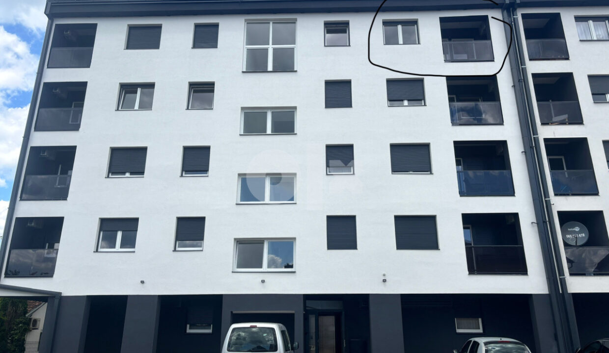 2img-1748161056-36b3740e7a0b